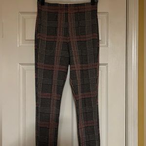 NWOT at studio black and red houndstooth leggings